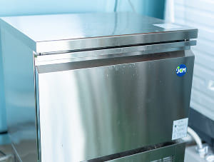 クーラーボックス